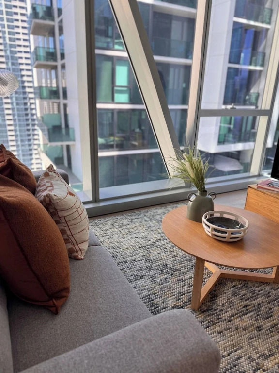 Luxury 2-bedroom Apartment in the Heart of Melbourne