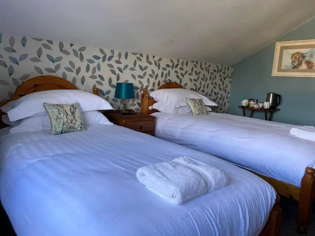 Three Horseshoes Inn