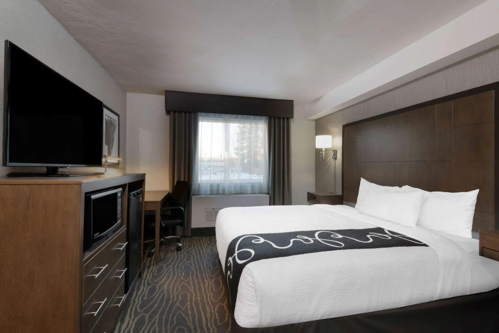 La Quinta by Wyndham Anchorage Airport