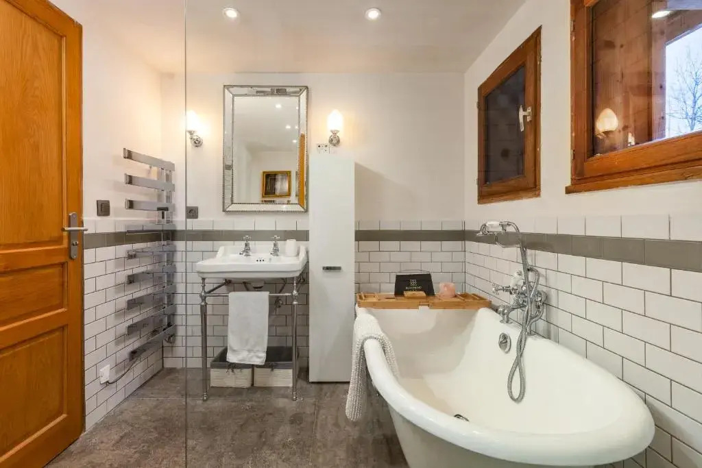 Chalet 4BR Wood Stove , Home Cinema , Parental Suite