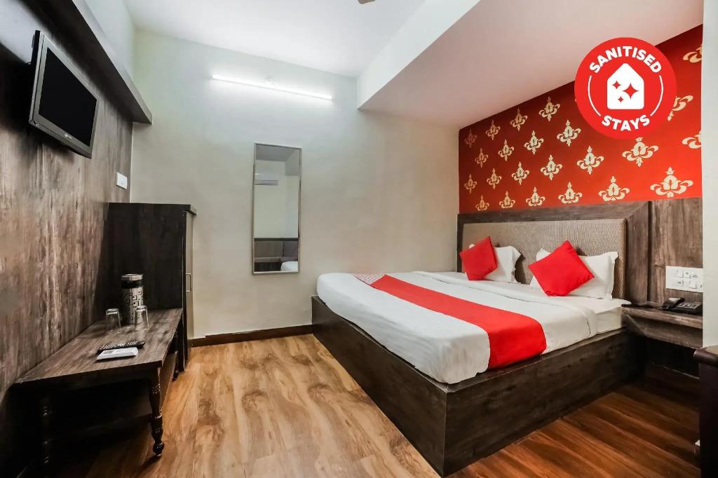 OYO 28783 Hotel Vaishali