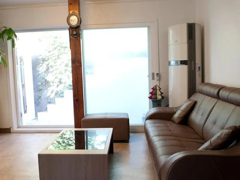 Moggoji Hanok Guesthouse