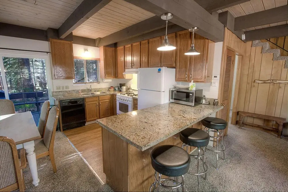 Skyline Divine by Lake Tahoe Accommodations