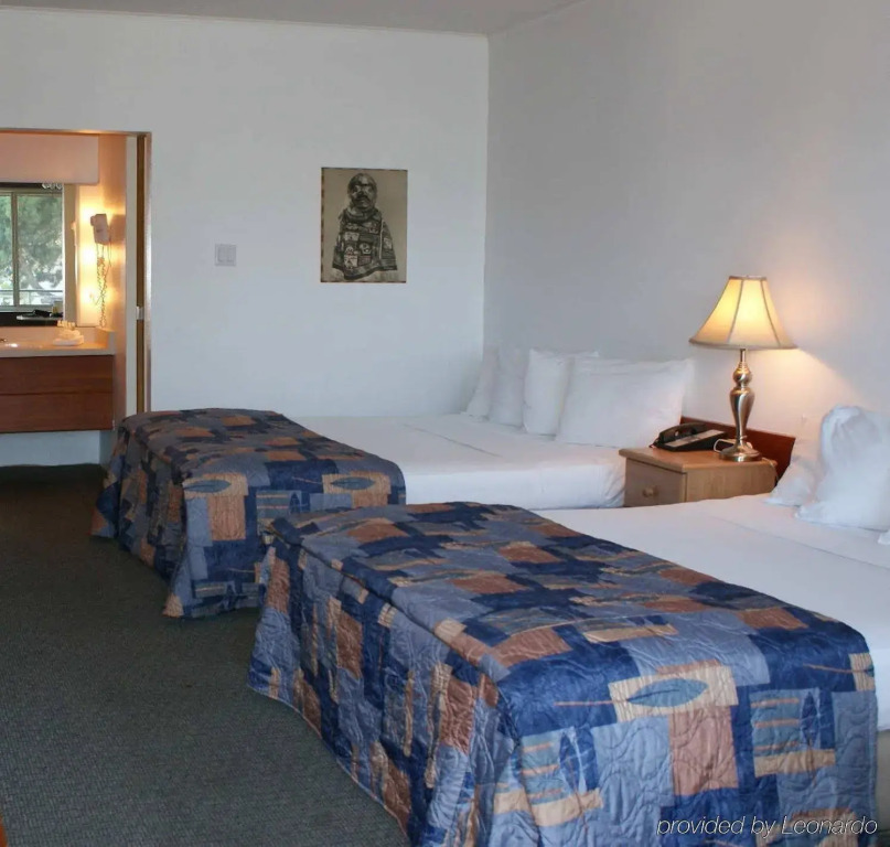 Pauls Motor Inn