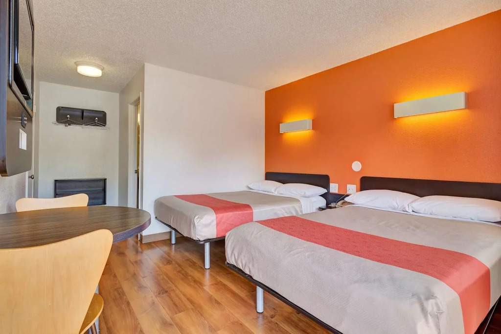 Motel 6 Santa Rosa - South