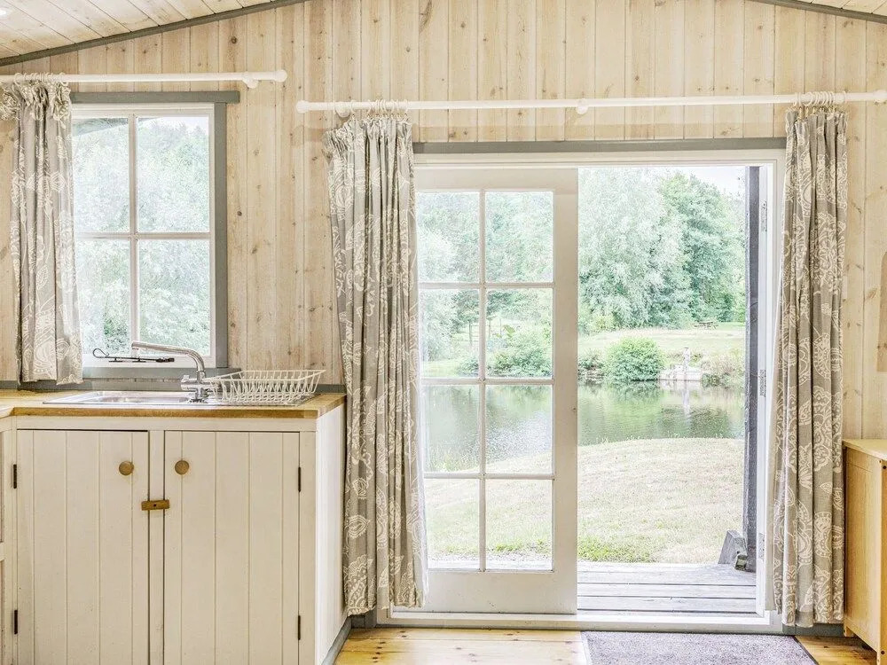 Lakeside Cabin