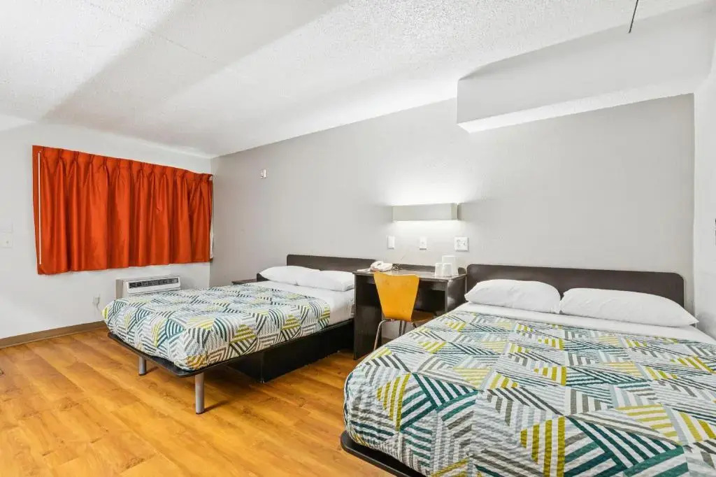 Motel 6-Piscataway, NJ