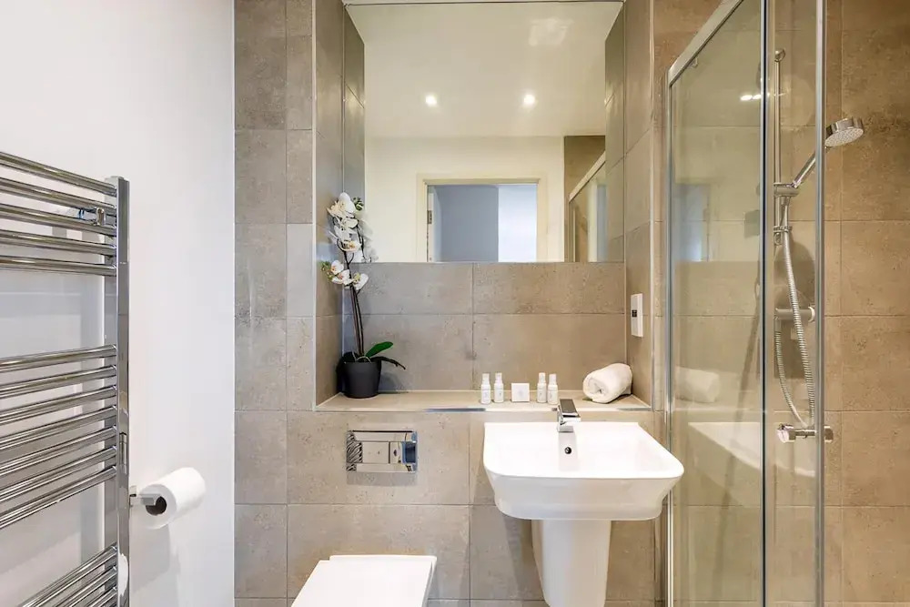 Stunning Brentford Penthouse