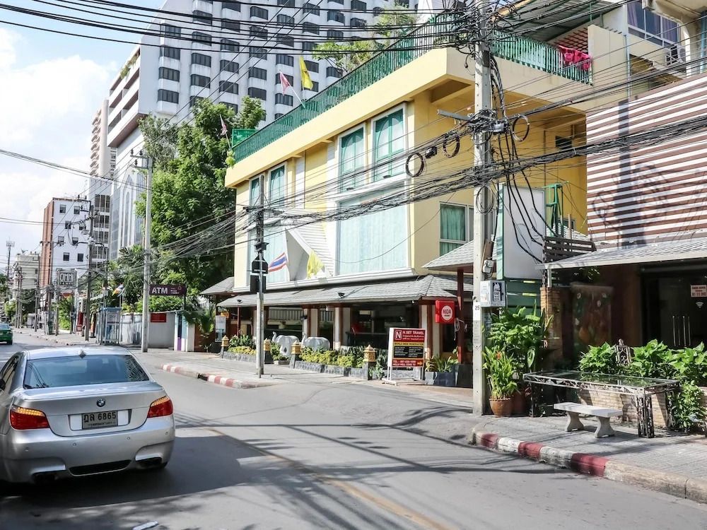 Nida Rooms Sukhumvit Nana Khlong Tei