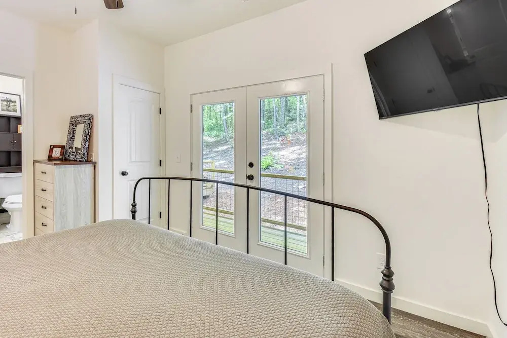 Hike, Golf & Swim: Blue Ridge Cabin Escape