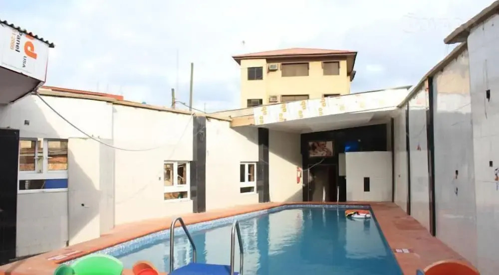 Inglesias Hotels