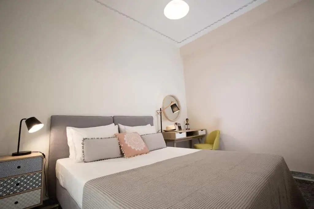 Hellona house ,sunny and cozy apartment's