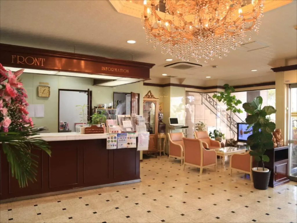 Sunrise Hotel Okinawa-どこか懐かしいレトロ宿軽朝食付
