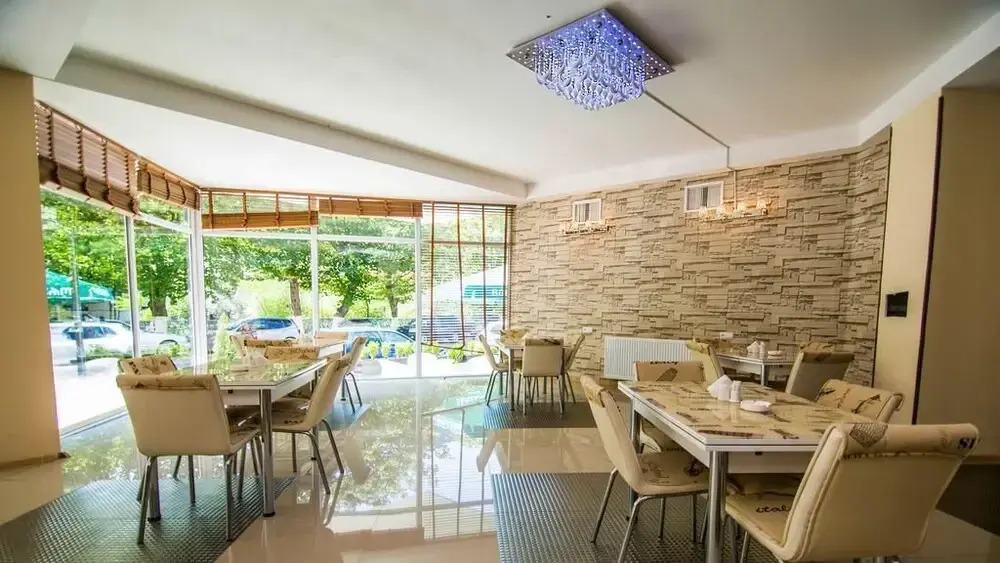 Hotel Aisi