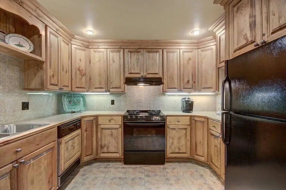 Cozy & Central Arrowhead Ge Townhome 2 Bedroom Condo by RedAwning