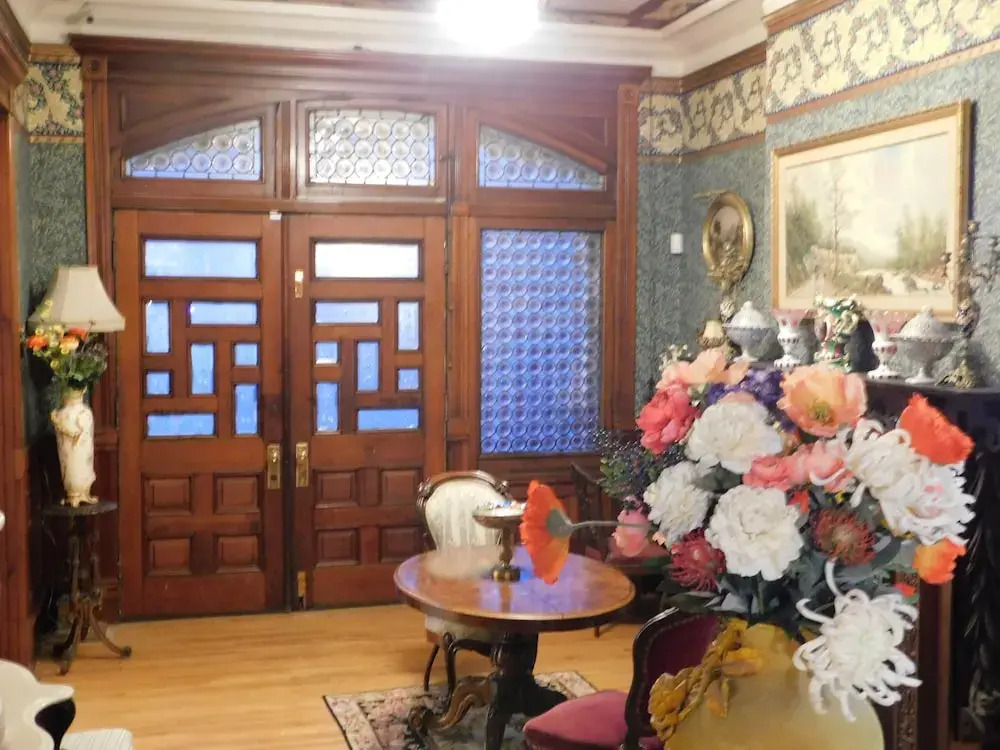 Johnstone Mansion