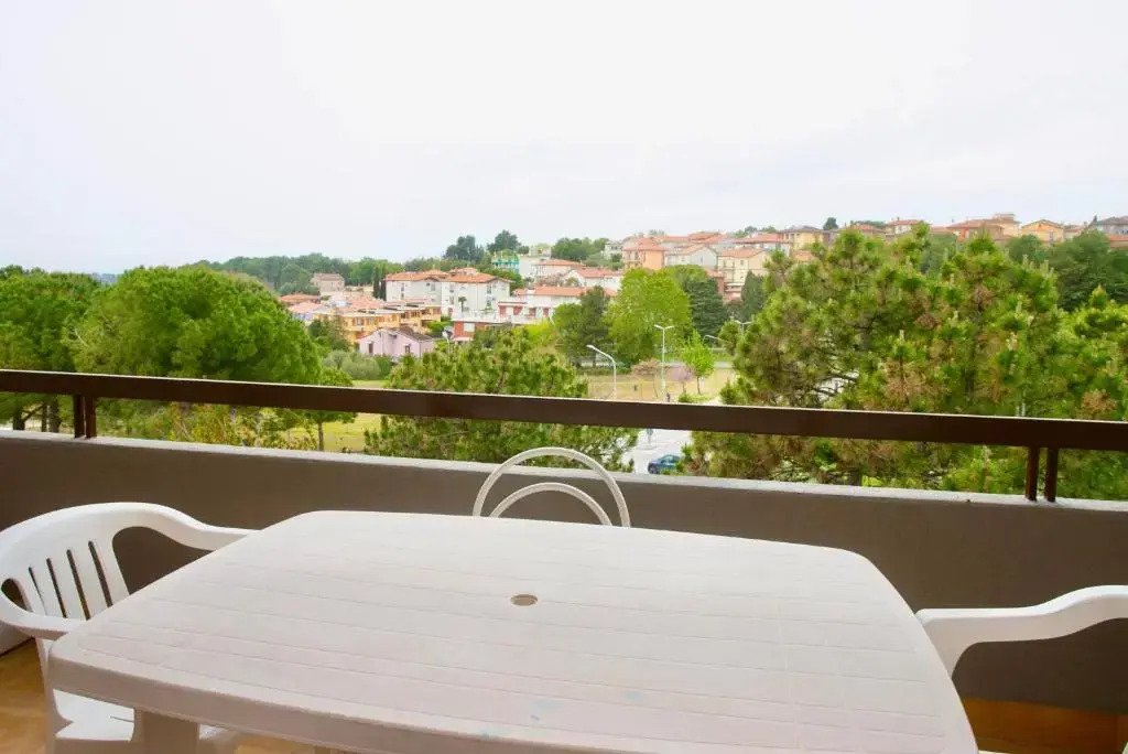 S78 - Sirolo, Trilocale Con Terrazzo in Centro