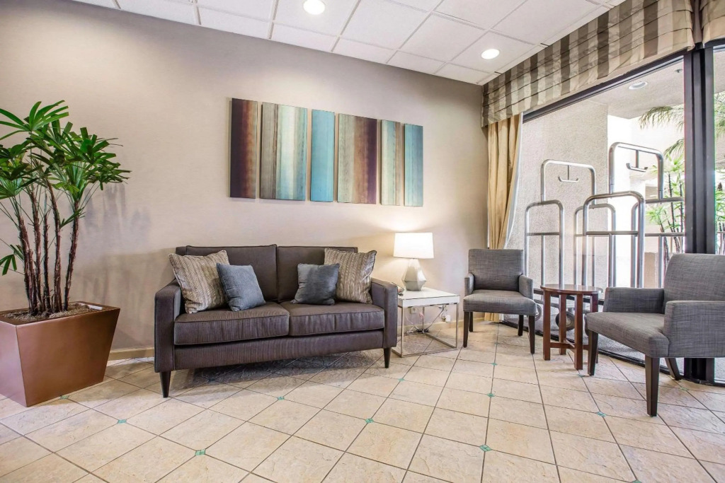 Quality Inn & Suites Hermosa Beach