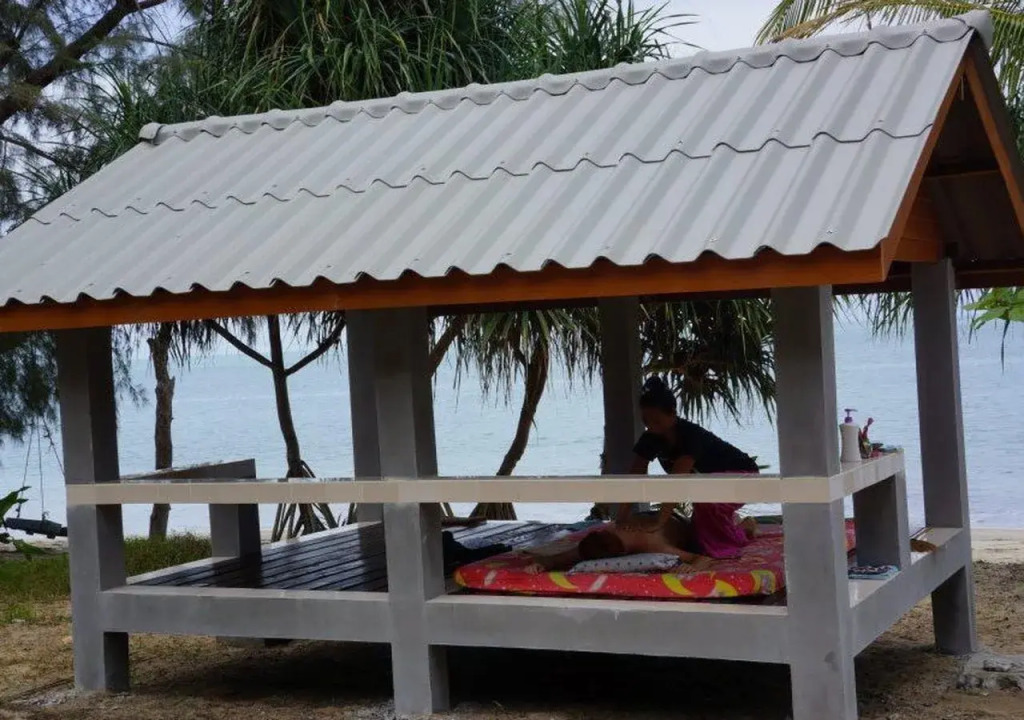 Cashew Resort