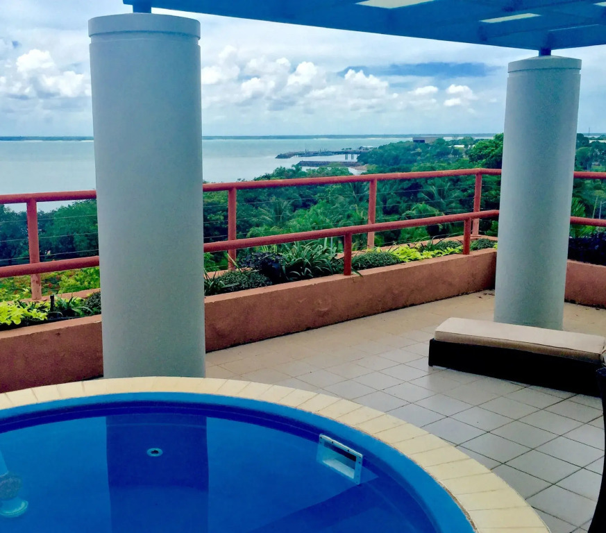 DoubleTree by Hilton Esplanade Darwin