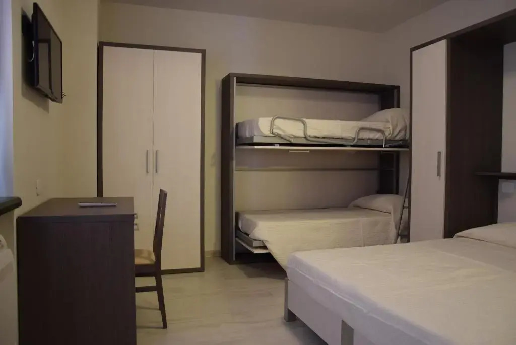 B&B LAcero
