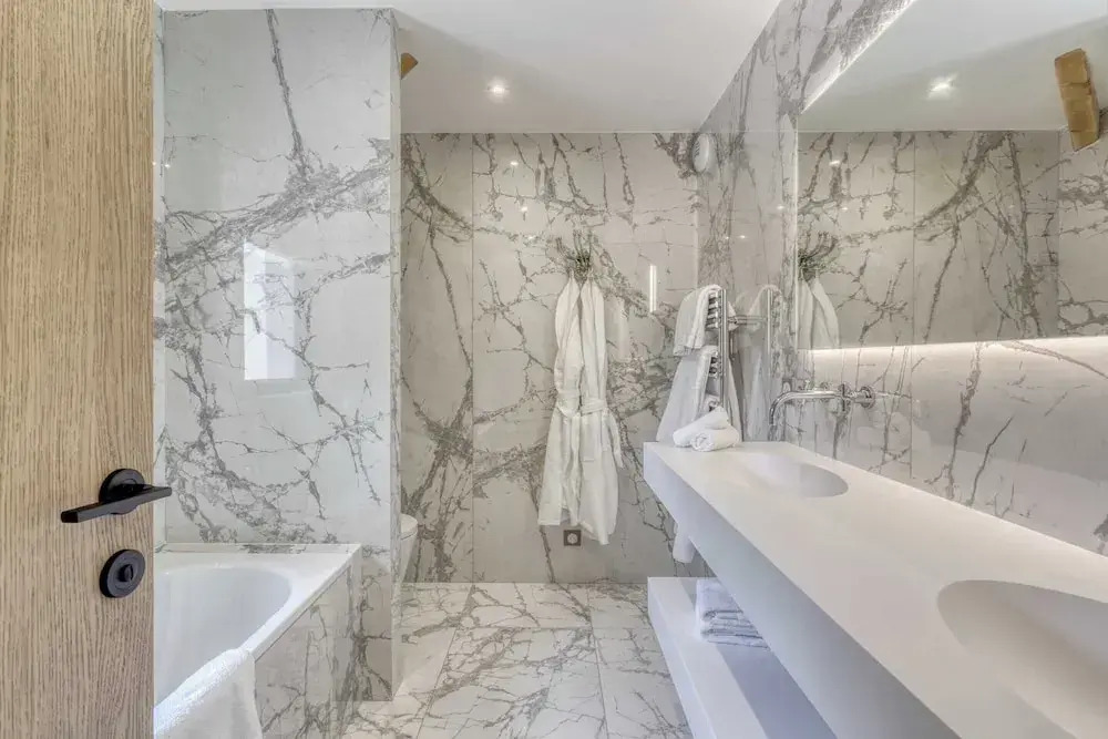 Luxurious Villa Facing the Baie des Canebiers
