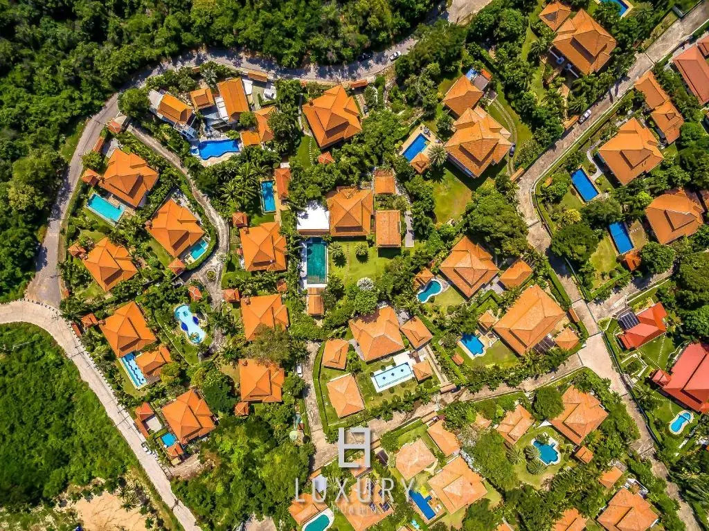 Bali Style Mansion in Great Location WL2