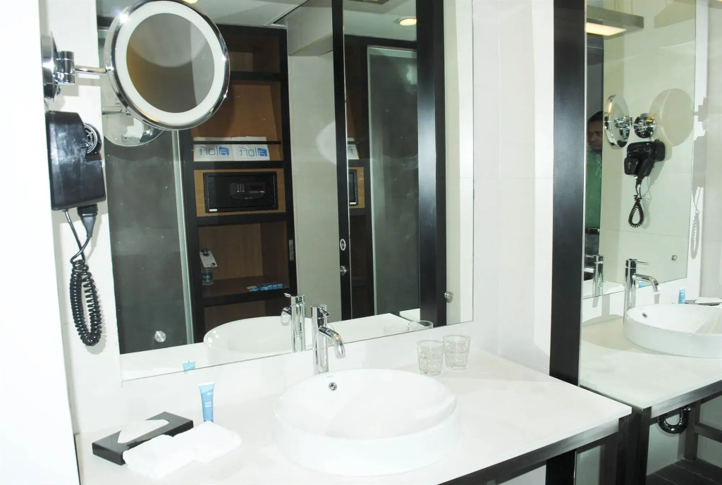 Vivanta Ahmedabad SG Highway