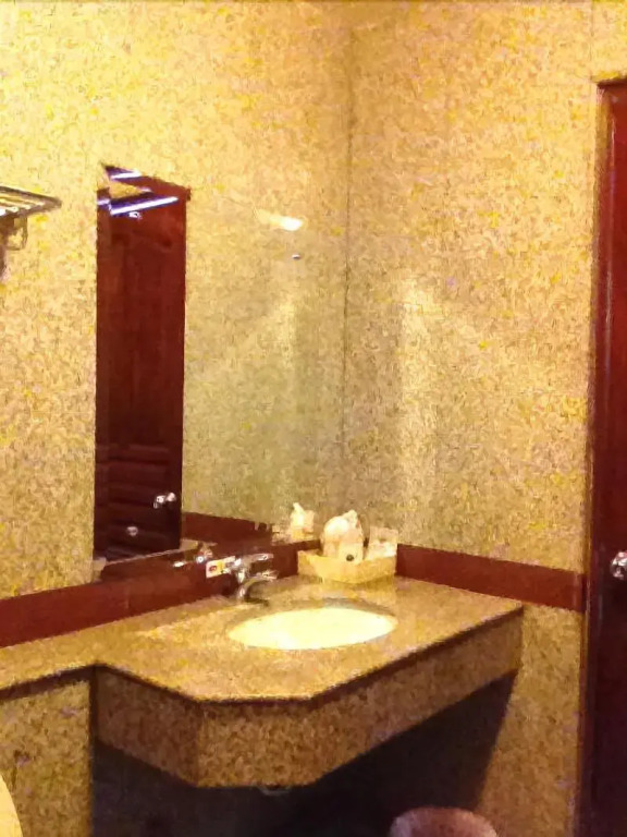 Maneerote Hotel