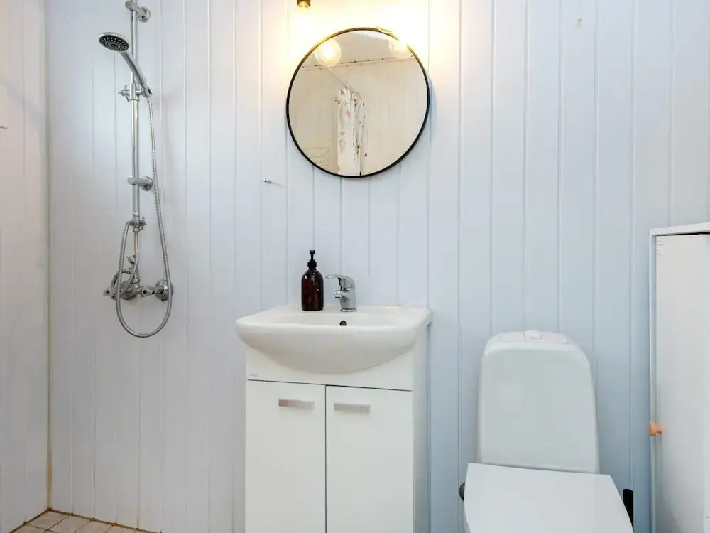 6 Person Holiday Home in Juelsminde