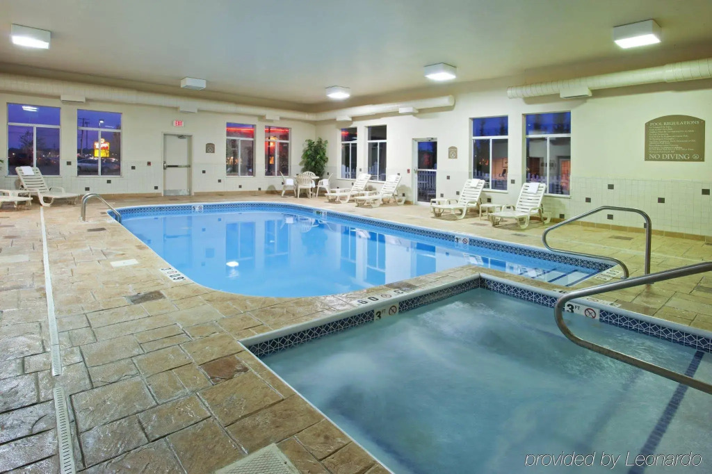 Holiday Inn Express Hotel & Suites Columbus-Groveport by IHG