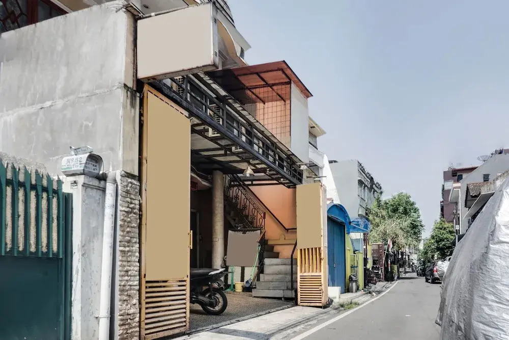 OYO 91754 Wisma Tiqita Syariah Near Pasar Tanah Abang