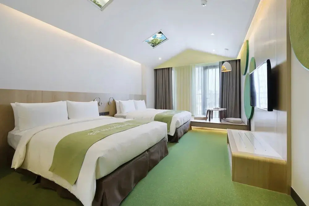 CHECK inn MAGI Kids Hotel