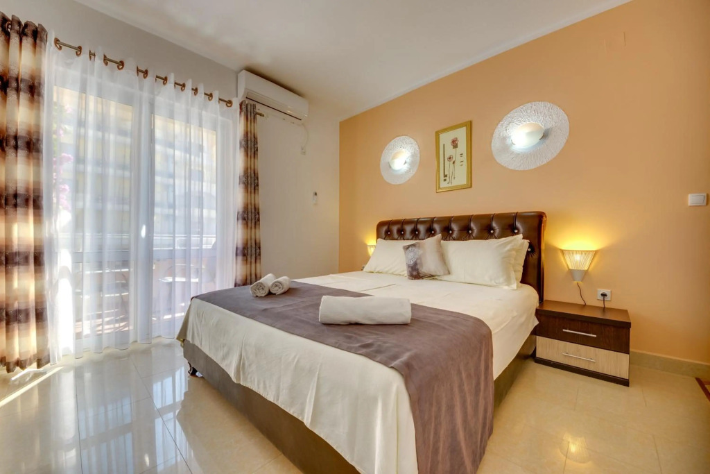 Aparthotel Villa Primafila