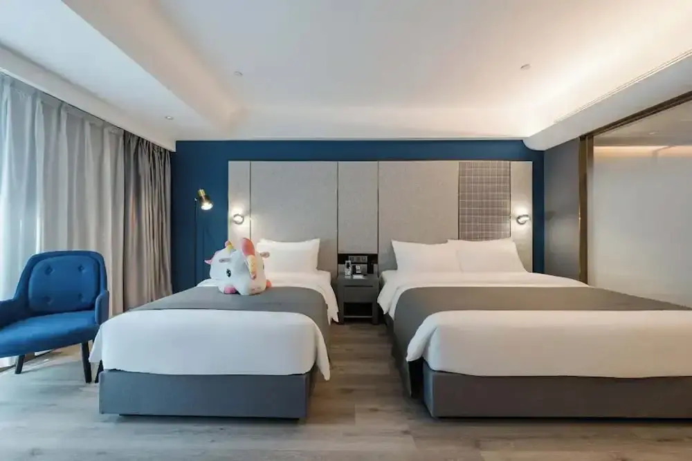 Shanghai Lujiazui Area BaBaiBan LANOU Hotel