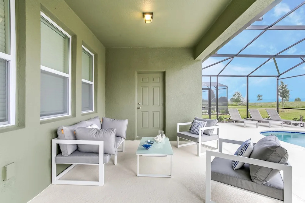 6bed 4Ba Villa Game Room Pool Spa