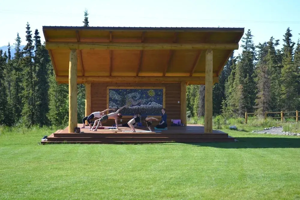 Tonglen Lake Lodge