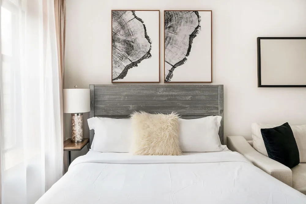 1597-10 New Studio Upper East Side W D in Unit