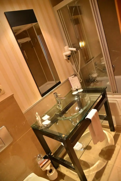 Anemon Fuar Hotel