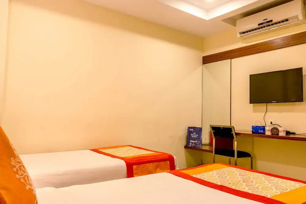 OYO 1594 Hotel Landmark