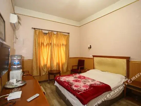 Longteng Hotel (Chengdu Shuangliu Square Branch)