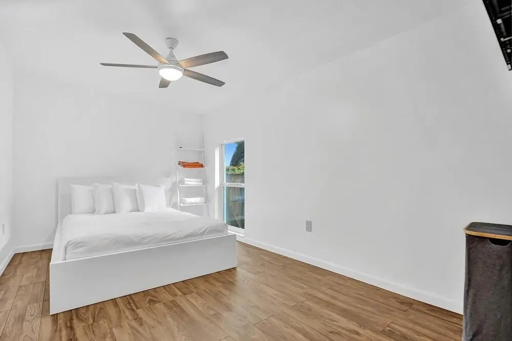 Luxe 3/2 Private Home W/bbq, Gazebo & Free Parking!