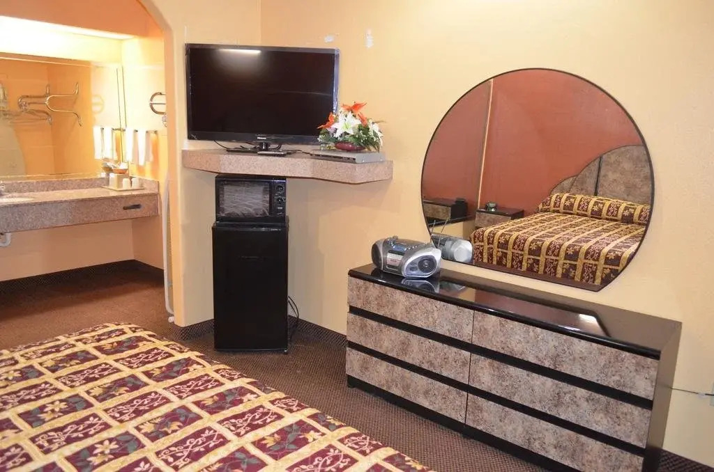 Scottish Inns  Suites IAH Airport South