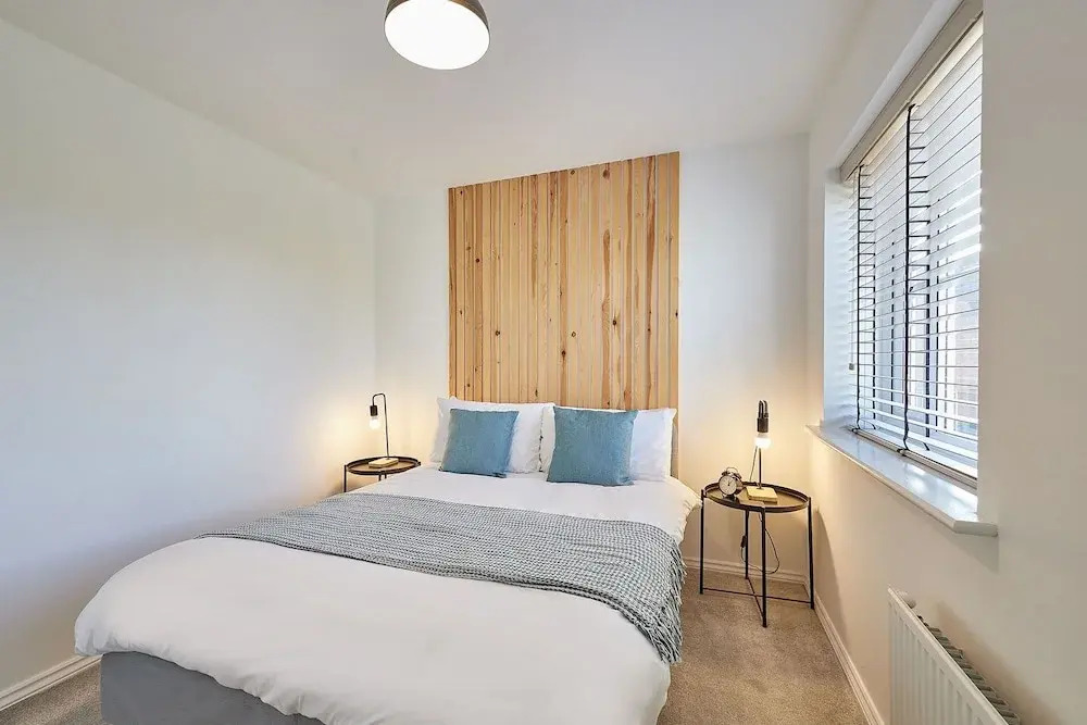 Host Stay Polwell Road