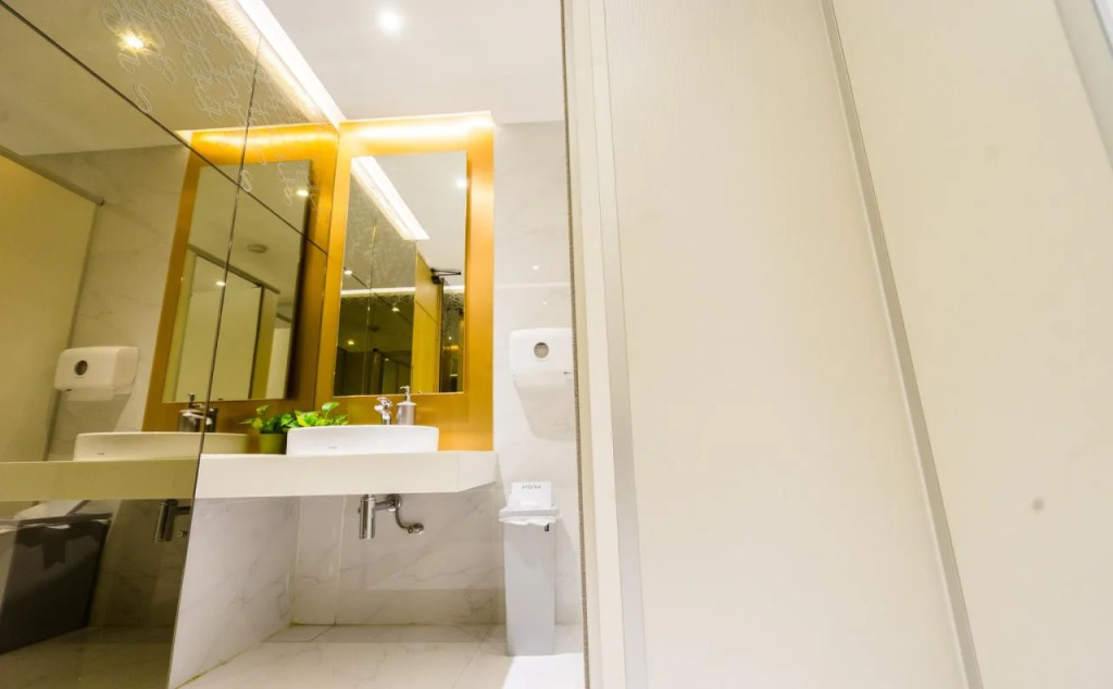 Samran Place Hotel
