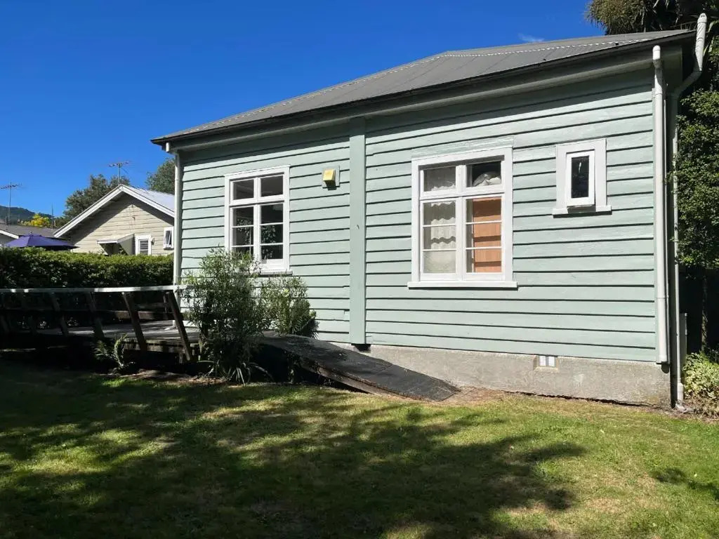 32 Scarborough Tce
