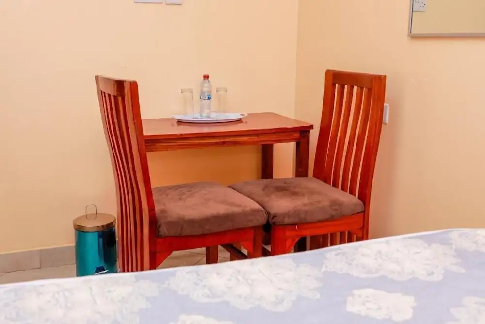 TRIPLINQ HOTEL & RESORT Nkubu- Meru