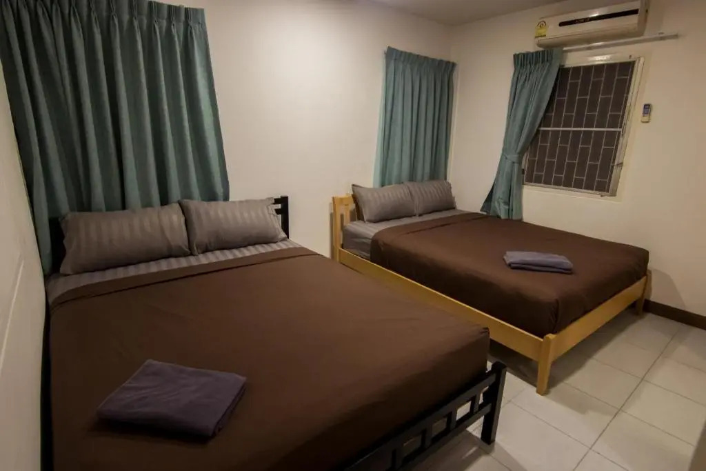 ซิตี้บีช หัวหิน พูลวิลล่า เดินไปทะเล120เมตร City Beach Hua-Hin Poolvilla walk to beach 120Meter