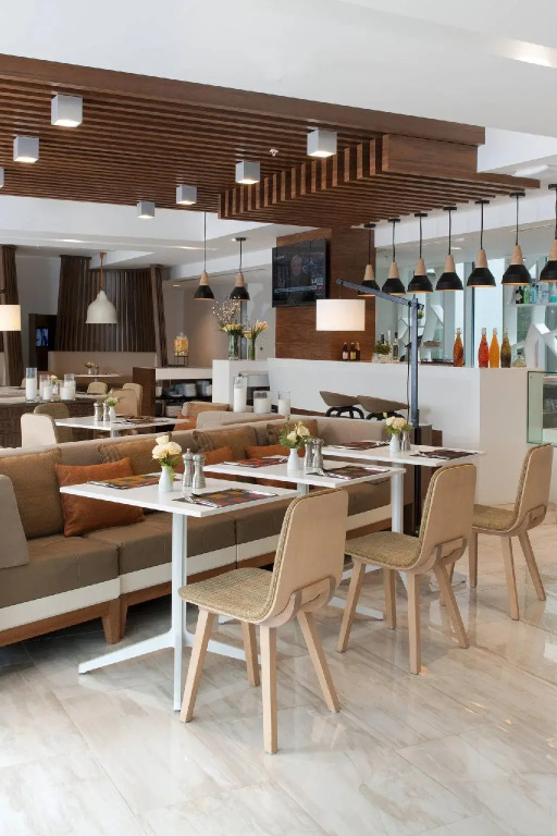 Courtyard by Marriott Lima Miraflores