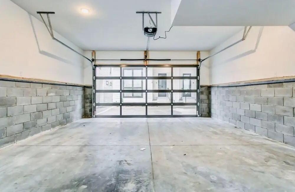 2 Modern Luxurious Side by Side Townhomes by Music City Luxury Stays